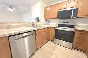 102 Grosvenor Ln, Stafford, VA 22554 - Photo 2