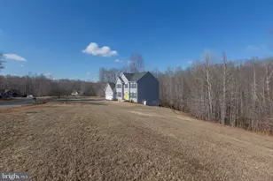 74 Crowncrest Rd, Fredericksburg, VA 22406 - Photo 6