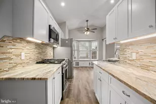 207 Old Landing Ct, Fredericksburg, VA 22405 - Photo 12