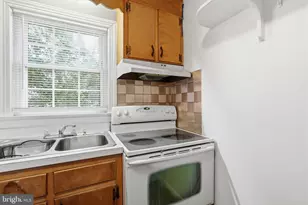 1007 Manning Dr, Fredericksburg, VA 22405 - Photo 8