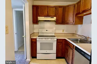 200 Chesterfield Lane #302, Stafford, VA 22556 - Photo 2