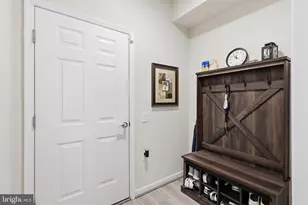 5950 Avery Pt Dr, Fredericksburg, VA 22406 - Photo 2