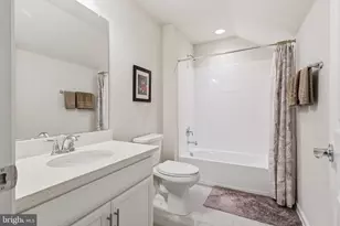 5950 Avery Pt Dr, Fredericksburg, VA 22406 - Photo 20