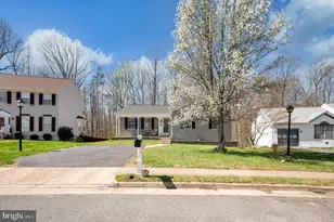 128 Theresa Dr, Stafford, VA 22554 - Photo 4