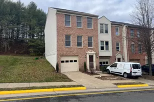 110 Rolling Hill Ct, Stafford, VA 22554 - Photo 1