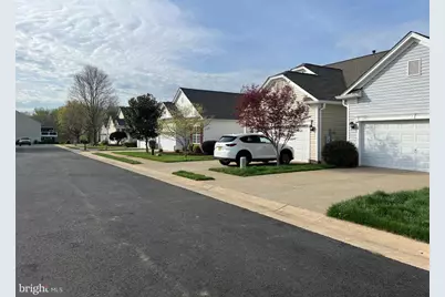 27 Hanover Court, Fredericksburg, VA 22406 - Photo 4