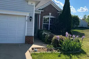 27 Hanover Ct, Fredericksburg, VA 22406 - Photo 2