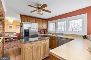 2018 Victoria Dr, Stafford, VA 22554 - Photo 10