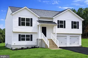 1027 John Paul Jones Dr, Stafford, VA 22554 - Photo 1