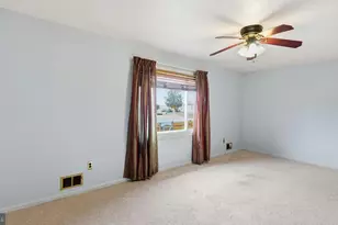 64 Bristol Ct, Stafford, VA 22556 - Photo 8