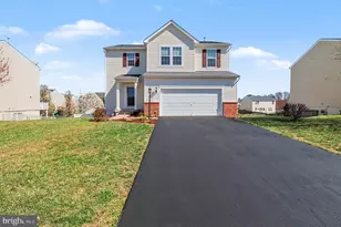 51 Charter Gate Dr, Fredericksburg, VA 22406 - Photo 1