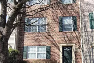 102 Regina Ln, Fredericksburg, VA 22405 - Photo 1