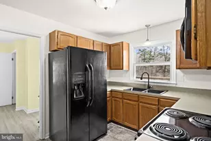 25 Old Farm Rd, Fredericksburg, VA 22406 - Photo 14