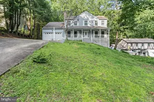 2320 Harpoon Dr, Stafford, VA 22554 - Photo 2