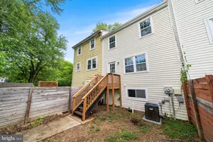 1127 James Madison Cir, Fredericksburg, VA 22405 - Photo 48