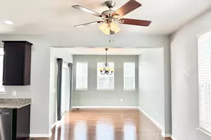 7 Coulter Ln, Stafford, VA 22554 - Photo 4