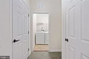 196 Denison St, Fredericksburg, VA 22406 - Photo 10