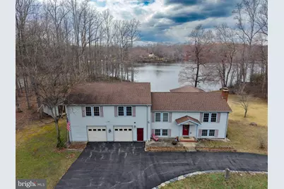 1022 Lakeview Drive, Stafford, VA 22556 - Photo 1