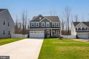 215 Determination Dr, Stafford, VA 22554 - Photo 2