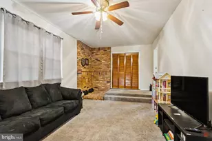 2 Bell Air Ct, Fredericksburg, VA 22405 - Photo 16