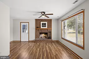 4 Swan Dr, Fredericksburg, VA 22405 - Photo 16