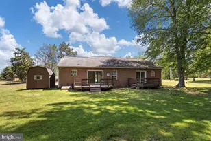 4 Swan Dr, Fredericksburg, VA 22405 - Photo 6
