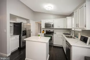 37 Woods Edge Ct, Stafford, VA 22554 - Photo 10