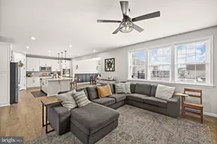 109 Hibiscus Dr, Stafford, VA 22554 - Photo 4