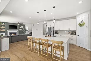 109 Hibiscus Dr, Stafford, VA 22554 - Photo 12