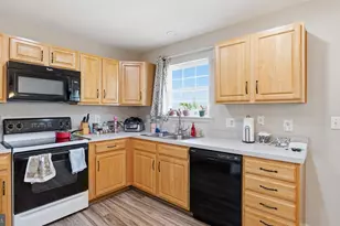 145 Holly Dr, Stafford, VA 22556 - Photo 10