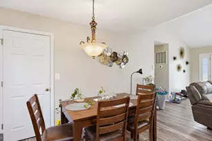 145 Holly Dr, Stafford, VA 22556 - Photo 8