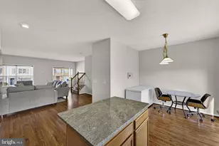 102 Clearwater Ct, Stafford, VA 22554 - Photo 14