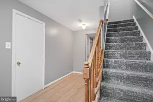 208 Rolling Hill Ct, Stafford, VA 22554 - Photo 4