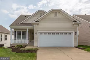 204 Bridgewater Cir, Fredericksburg, VA 22406 - Photo 1