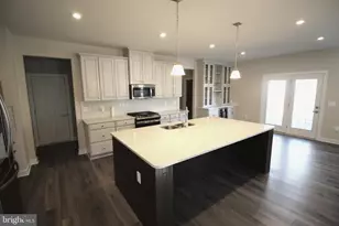 302 Pima Ct, Stafford, VA 22554 - Photo 6