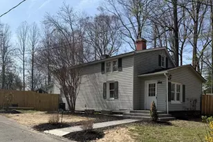 94 Woodstock Ln, Stafford, VA 22554 - Photo 1