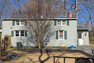 94 Woodstock Ln, Stafford, VA 22554 - Photo 2