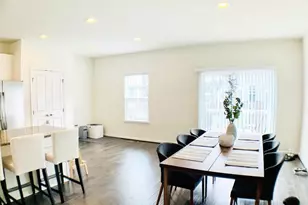 307 Streamview Dr, Fredericksburg, VA 22405 - Photo 2