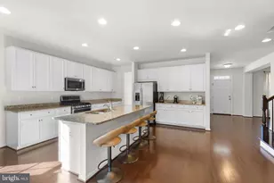 220 Almond Dr, Stafford, VA 22554 - Photo 8