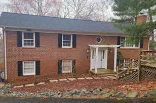 7 Skyview Ct, Stafford, VA 22554 - Photo 2