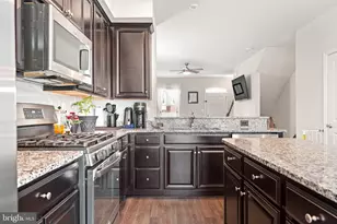 527 View Point Way, Fredericksburg, VA 22405 - Photo 4