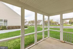 40 Legend Dr, Fredericksburg, VA 22406 - Photo 2