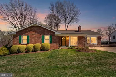 910 Carol Lane, Fredericksburg, VA 22405 - Photo 2