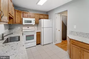 316 Surry Ln, Stafford, VA 22556 - Photo 12
