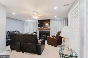 302 Kings Crest Dr, Stafford, VA 22554 - Photo 4