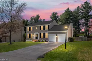 58 Blossom Wood Ct, Stafford, VA 22554 - Photo 2