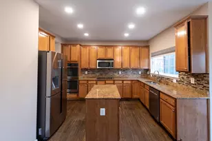 43 Wiltshire Dr, Stafford, VA 22554 - Photo 2