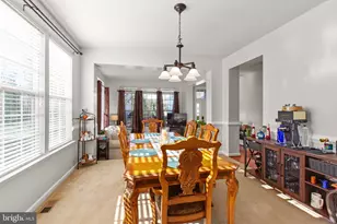 37 Manorwood Dr, Fredericksburg, VA 22406 - Photo 14