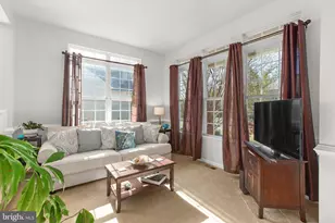 37 Manorwood Dr, Fredericksburg, VA 22406 - Photo 10