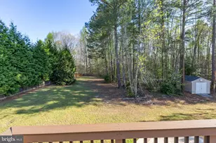 37 Manorwood Dr, Fredericksburg, VA 22406 - Photo 54